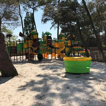 Mobil Domaine Avec Piscine Proche Casa vacanze *