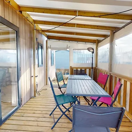 Mobil Domaine Avec Piscine Proche La Parée Preneau